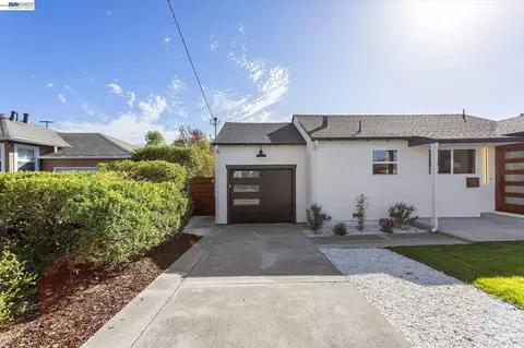 Exterior - 4247 Gem Ave, Castro Valley, CA 94546 photo 8 of 27