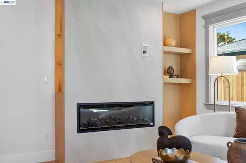 Living - 4247 Gem Ave, Castro Valley, CA 94546 photo 2 of 3