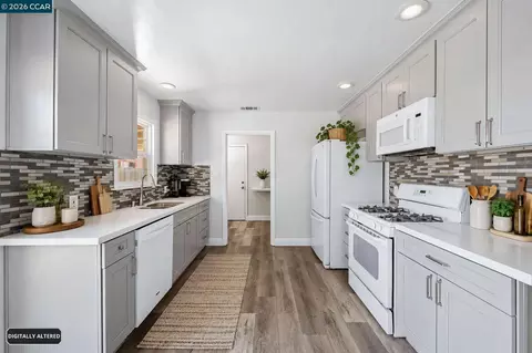 Kitchen - 111 Manor Dr, Bay Point, CA 94565 photo 1 of 4