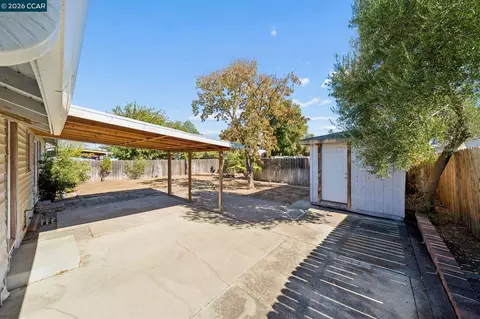 Exterior - 111 Manor Dr, Bay Point, CA 94565 photo 5 of 5