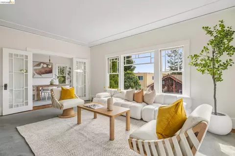 Other - 2632 Hillegass Ave #D, Berkeley, CA 94704 photo 3 of 9