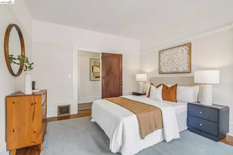 Bedroom - 2632 Hillegass Ave #D, Berkeley, CA 94704 photo 1 of 3