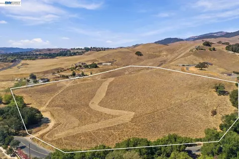 Finley Rd, San Ramon, CA 94583 photo 4