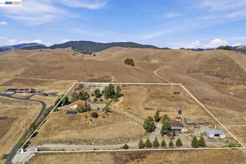 Finley Rd, San Ramon, CA 94583 photo 5