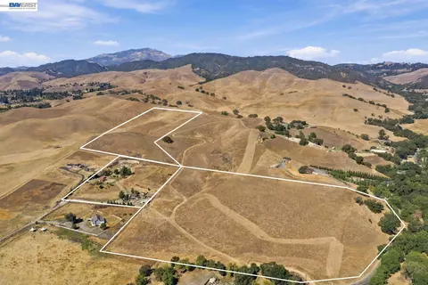 Finley Rd, San Ramon, CA 94583 photo 3