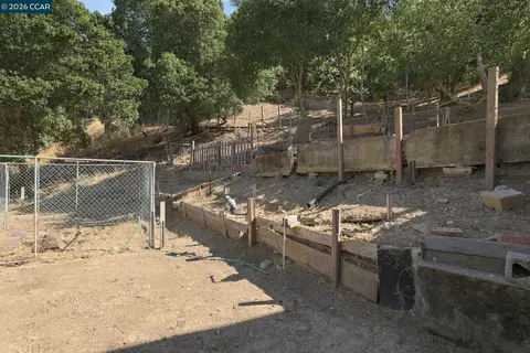 Exterior - Undisclosed, Martinez, CA 94553 photo 13 of 16