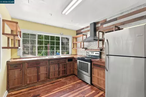 Kitchen - Undisclosed, Martinez, CA 94553 photo 2 of 2
