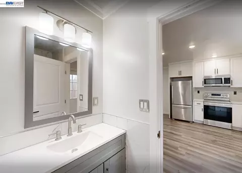 Bath - 632 N Stockton Ave, Ripon, CA 95366 photo 4 of 4