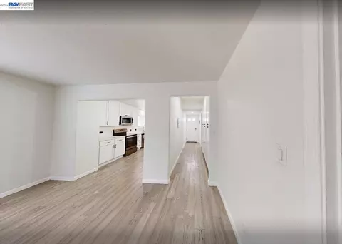 Entry Way - 632 N Stockton Ave, Ripon, CA 95366 photo 1 of 5