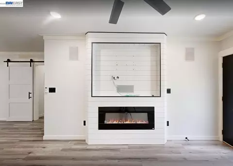 Living - 632 N Stockton Ave, Ripon, CA 95366 photo 3 of 3