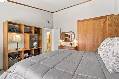 Bedroom - 3421 Hackamore Dr, Hayward, CA 94541 photo 7 of 7