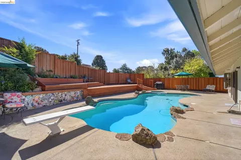 Exterior - 3421 Hackamore Dr, Hayward, CA 94541 photo 6 of 9