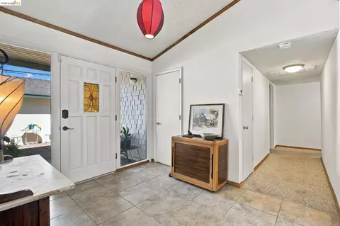 Entry Way - 3421 Hackamore Dr, Hayward, CA 94541 photo 2 of 3