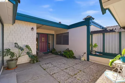 Exterior - 3421 Hackamore Dr, Hayward, CA 94541 photo 4 of 9