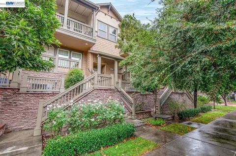 1874 Railroad Ave #114, Livermore, CA 94550