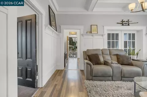 Entry Way - 5659 Adeline St, Oakland, CA 94608 photo 3 of 3