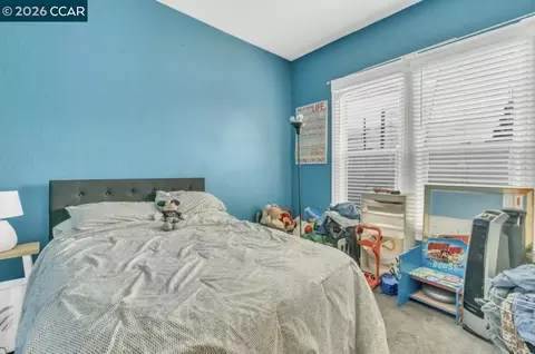 Bedroom - 5659 Adeline St, Oakland, CA 94608 photo 4 of 6