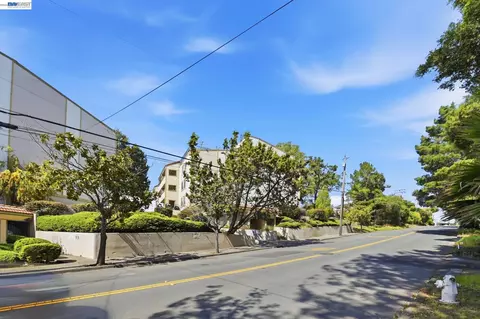 Other - 1510 E St #23, Hayward, CA 94541 photo 4 of 5