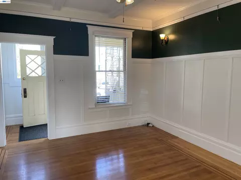 Living - 387 Staples Ave, San Francisco, CA 94112 photo 1 of 3