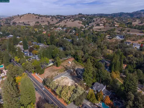 801 Ruby Ln, Danville, CA 94526 photo 11