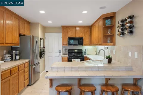 Kitchen - 7355 Briza Loop, San Ramon, CA 94582 photo 1 of 3