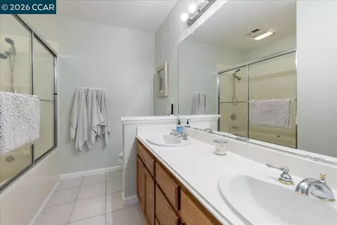 Bath - 7355 Briza Loop, San Ramon, CA 94582 photo 1 of 3