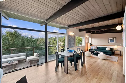 6625 Snake Rd, Oakland, CA 94611