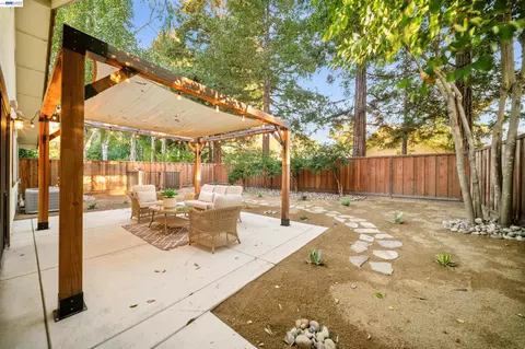 Exterior - 11731 Betlen Dr, Dublin, CA 94568 photo 7 of 18