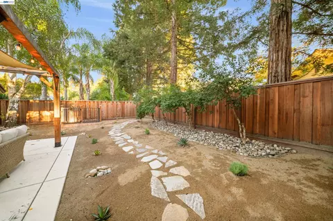 Exterior - 11731 Betlen Dr, Dublin, CA 94568 photo 8 of 18
