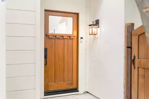 Entry Way - 11731 Betlen Dr, Dublin, CA 94568 photo 1 of 3