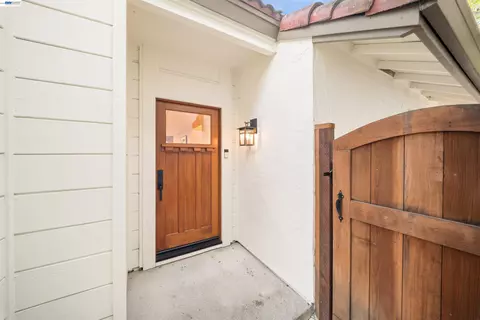 Entry Way - 11731 Betlen Dr, Dublin, CA 94568 photo 3 of 3