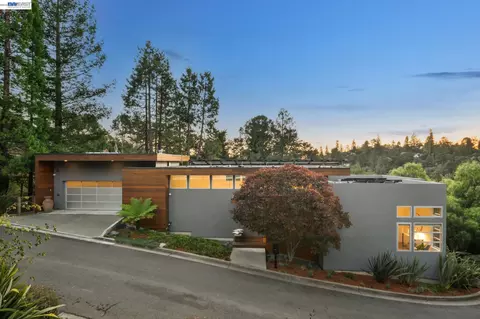 6201 Westwood Way, Oakland, CA 94611