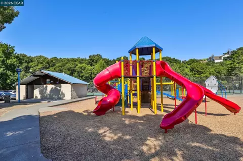 Other - 236 Clearview Dr, Vallejo, CA 94591 photo 14 of 16