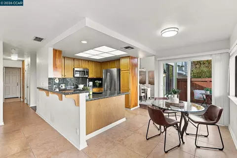 Other - 236 Clearview Dr, Vallejo, CA 94591 photo 3 of 16