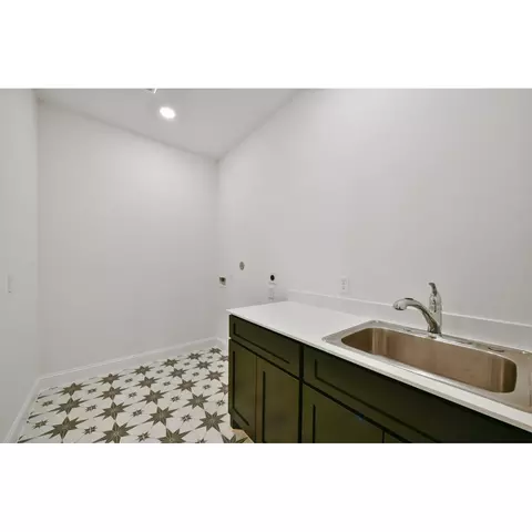 16142 Rustling Woods Rd, Conroe, TX 77302 photo 12
