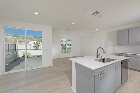 35215 Tuft Ln, Fallbrook, CA 92028 photo 6