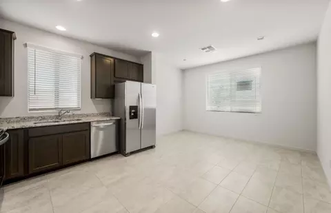 Kitchen - 1436 W Treasure Trl, Apache Junction, AZ 85120 photo 5 of 5