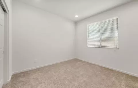 Bedroom - 1436 W Treasure Trl, Apache Junction, AZ 85120 photo 3 of 4