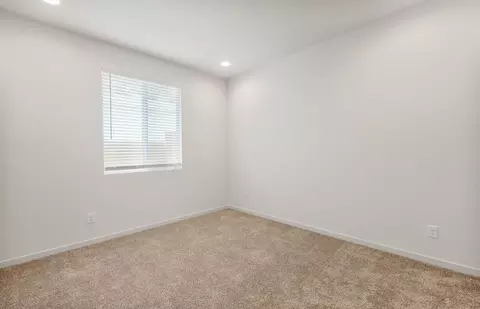 Bedroom - 1436 W Treasure Trl, Apache Junction, AZ 85120 photo 4 of 4