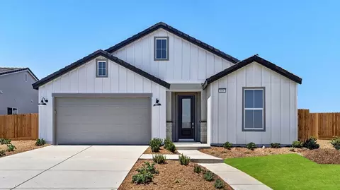 Exterior - 1077 Cathedral Ct S, Madera, CA 93636 photo 2 of 2