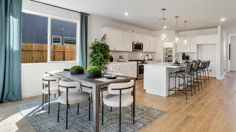 Dining - 1077 Cathedral Ct S, Madera, CA 93636 photo 1 of 2