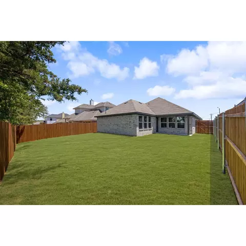 905 Beverly Dr, Cleburne, TX 76033 photo 16