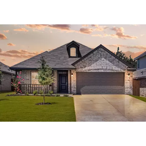 905 Beverly Dr, Cleburne, TX 76033 photo 3