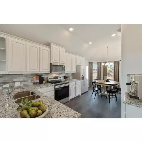 905 Beverly Dr, Cleburne, TX 76033 photo 12