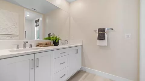 131 Sawbuck, Irvine, CA 92618 photo 8
