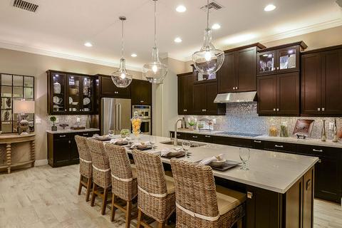 3383 Pilot Cir, Naples, FL 34120 photo 3
