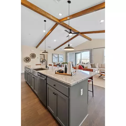 465 Buckeye St, Dixon, CA 95620 photo 8