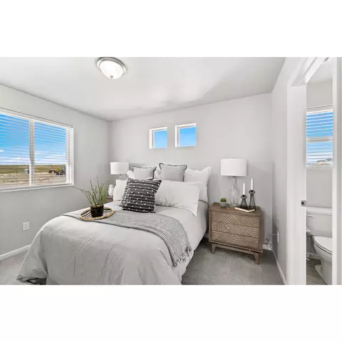 22013 E 38th Pl, Aurora, CO 80019 photo 22