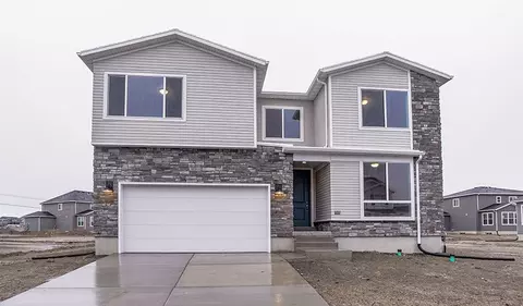 1111 E Horseman Dr, Eagle Mountain, UT 84005 photo 1