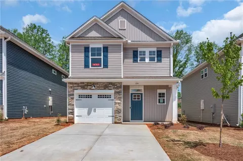 204 Brown Cir, Easley, SC 29642 photo 1
